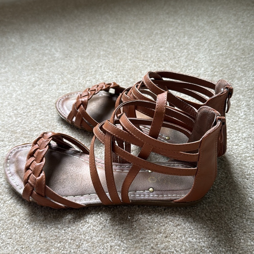 Ollio Women’s Gladiator Sandal - Picture 5 of 8